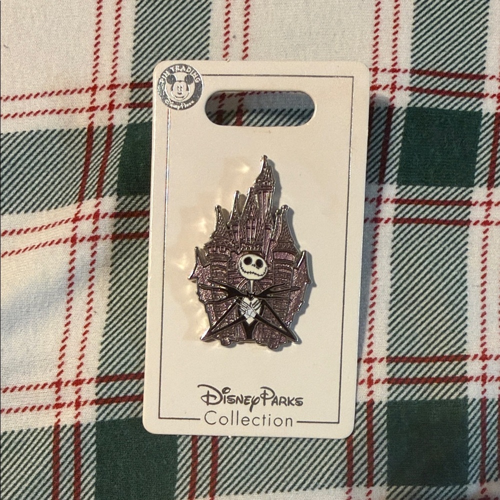 Disney Parks Collection Purple Skull Brooch